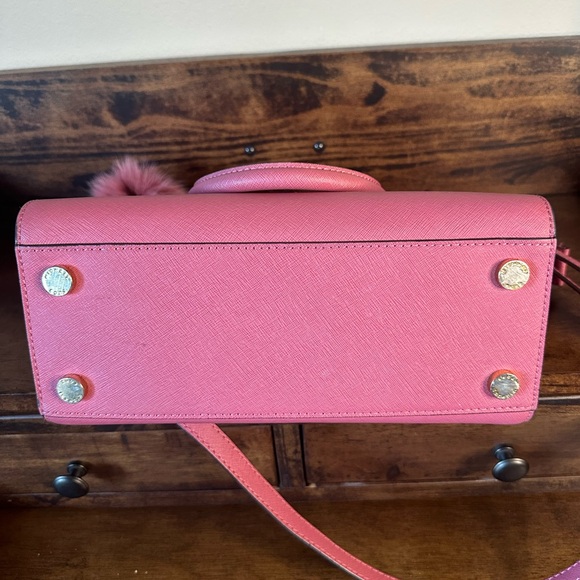 Michael Kors $358 MSRP Selma Tulip Pink Satchel Crossbody and MK Charm - Picture 4 of 11